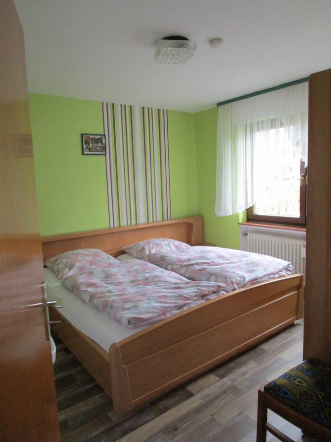 Fewo Gästezimmer Ellenz-Poltersdorf Exterior foto